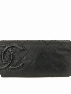 CHANEL Black Quilted CC Logo Wallet